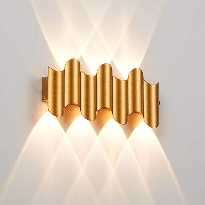 Aluminum Golden Body LED Wall  - Outdoor Lighting Up And Down ulasan dan harga