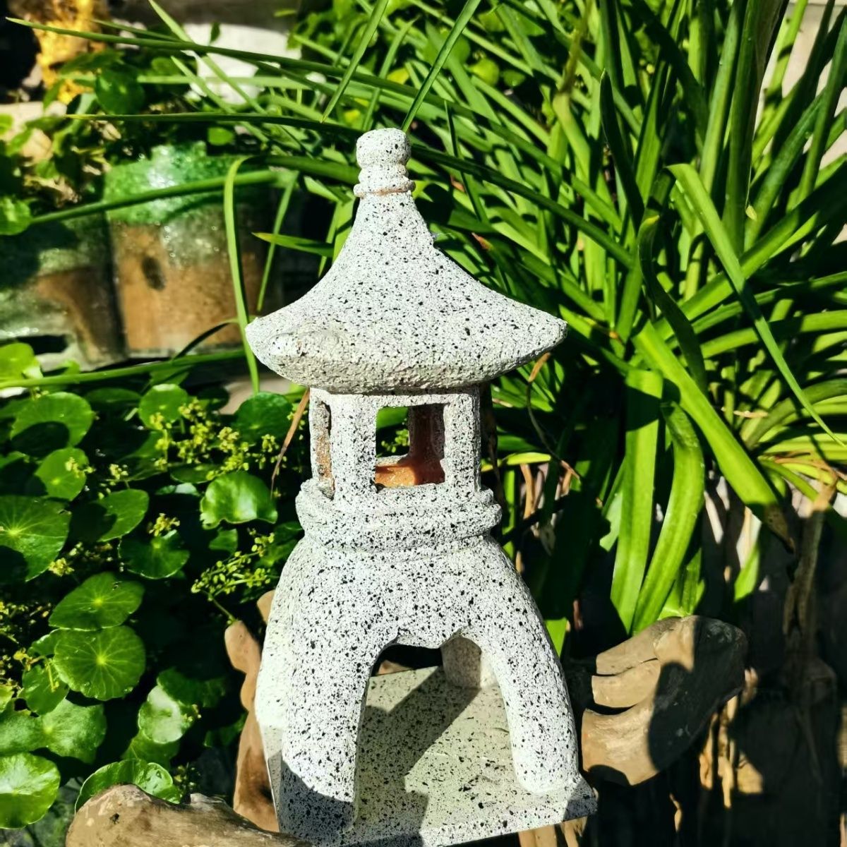 Pagoda Solar Decor Garden Ligh - Outdoor Zen Lighting ulasan dan harga